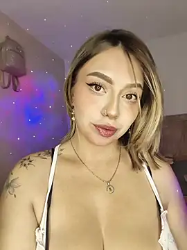 BellaDonna 16 online show from April 2026 11:33:02 PM