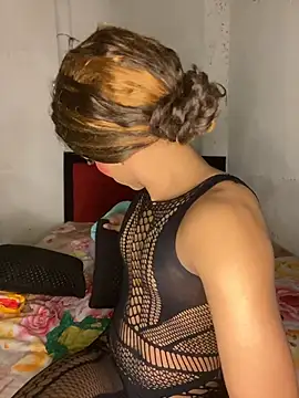 Iam AlexandraRey online show from April 2026 06:11:02 AM