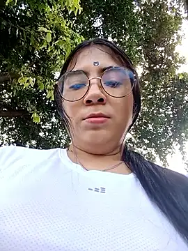 Ailen-cute online show from March 2026 07:50:01 PM