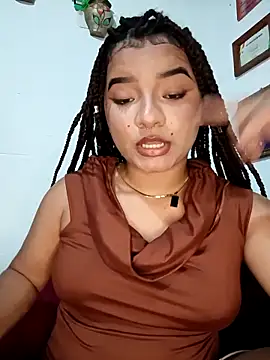 tina tinitaa online show from February 2026 03:45:01 AM