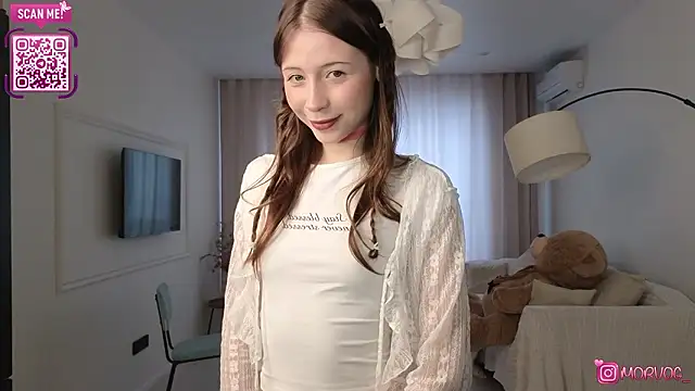 delorathecookiee online show from March 2026 05:25:01 AM