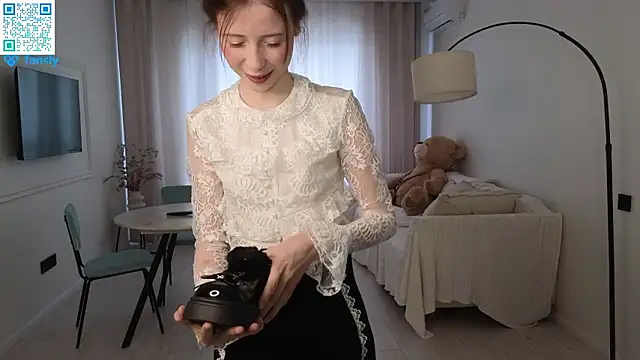 delorathecookiee online show from March 2026 07:23:01 AM