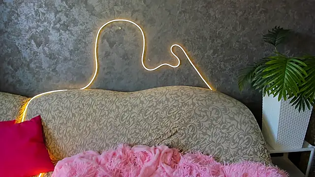 Dream Olivia online show from February 2026 06:26:01 AM