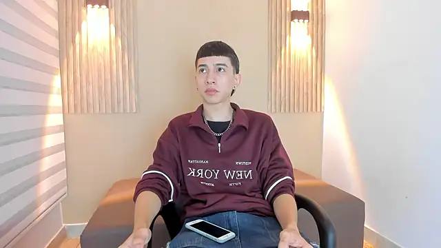 lian cameron online show from February 2026 03:44:02 AM