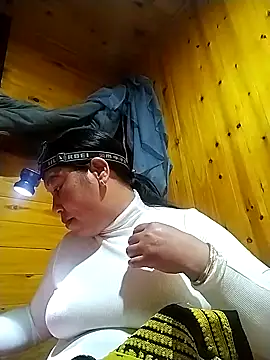 kussecka online show from February 2026 12:28:02 PM