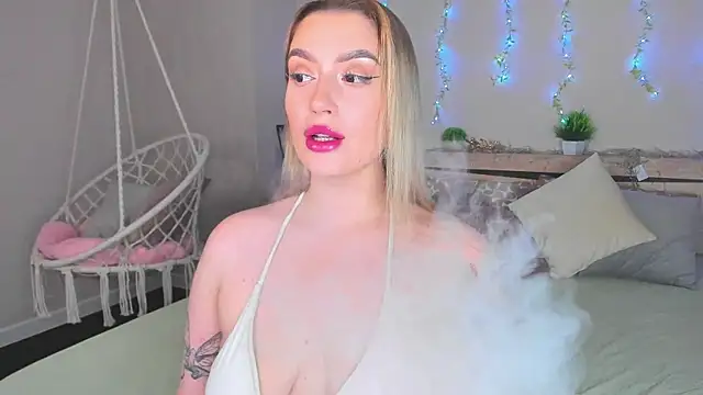 Snapshot of Viickie_Nelsson chatting on June 2026 09:40:02 AM Viickie Nelsson online show from June 2026 09:40:02 AM