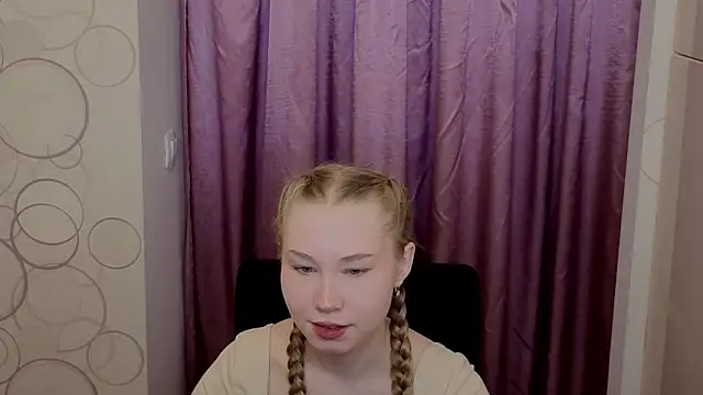 SageSnachez online show from February 2026 04:05:02 AM