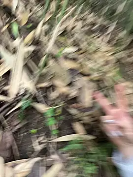 Snapshot of Lyn-be99 chatting on February 2026 04:09:02 AM Lyn-be99 online show from February 2026 04:09:02 AM