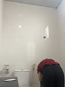 Snapshot of Lyn-be99 chatting on February 2026 09:17:01 AM Lyn-be99 online show from February 2026 09:17:01 AM