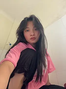 Snapshot of Lyn-be99 chatting on February 2026 06:59:02 AM Lyn-be99 online show from February 2026 06:59:02 AM