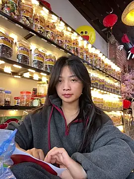 Snapshot of Lyn-be99 chatting on March 2026 08:40:01 AM Lyn-be99 online show from March 2026 08:40:01 AM