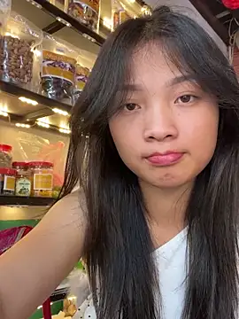 Snapshot of Lyn-be99 chatting on March 2026 09:37:02 AM Lyn-be99 online show from March 2026 09:37:02 AM