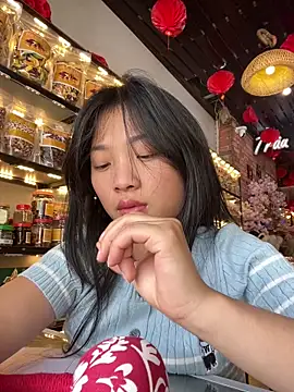 Snapshot of Lyn-be99 chatting on March 2026 06:13:02 AM Lyn-be99 online show from March 2026 06:13:02 AM