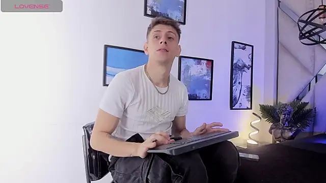 Snapshot of Jasper__jones chatting on February 2026 01:51:01 PM Jasper jones online show from February 2026 01:51:01 PM