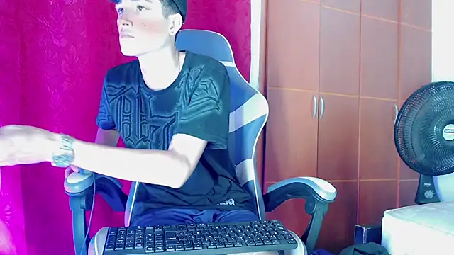 Johnny cagee  online show from February 2026 01:26:01 AM