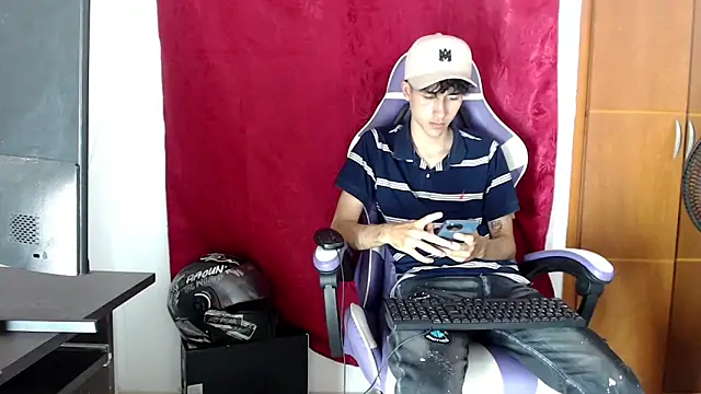 Johnny cagee  online show from March 2026 12:12:01 AM