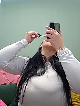 VickyVice online show from February 2026 06:00:02 PM