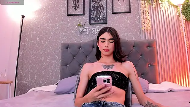 lana gill1 online show from May 2026 07:08:02 PM