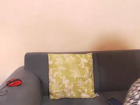 Thique Dollxx online show from February 2026 08:40:02 AM