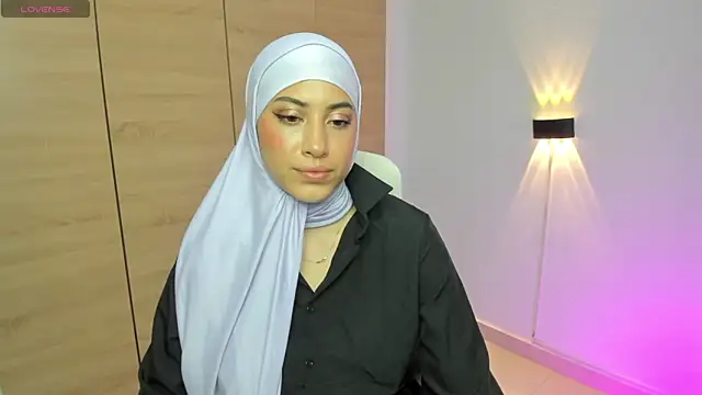 LAY LA  online show from March 2026 09:21:01 PM