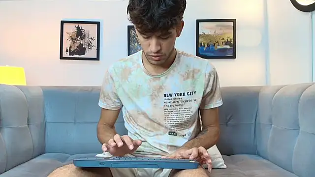 PRETTY COCK1 online show from February 2026 07:15:02 AM