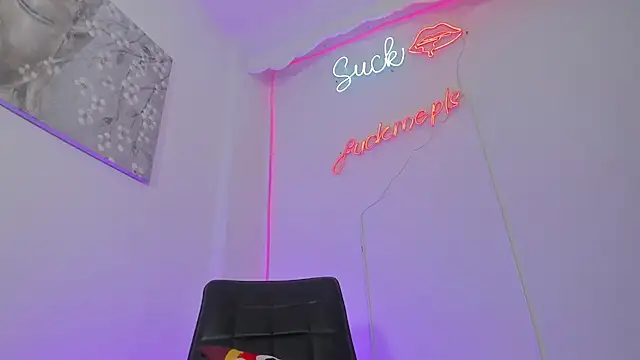 Rpoolrboy online show from June 2026 07:28:01 PM