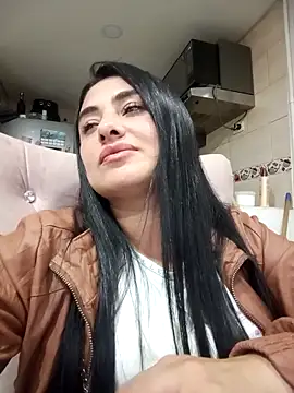 Snapshot of Andreacama chatting on February 2026 11:36:01 PM Andreacama online show from February 2026 11:36:01 PM