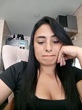 Snapshot of Andreacama chatting on February 2026 04:45:02 PM Andreacama online show from February 2026 04:45:02 PM