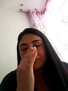 Snapshot of Andreacama chatting on February 2026 02:13:02 PM Andreacama online show from February 2026 02:13:02 PM