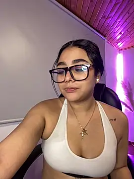 Snapshot of Violetta_pinkk1 chatting on March 2026 12:18:01 AM Violetta pinkk1 online show from March 2026 12:18:01 AM