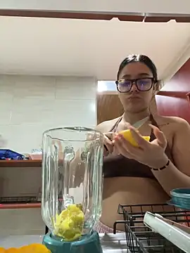 Snapshot of Violetta_pinkk1 chatting on March 2026 03:43:02 AM Violetta pinkk1 online show from March 2026 03:43:02 AM