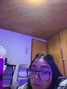 Snapshot of Violetta_pinkk1 chatting on March 2026 04:13:02 AM Violetta pinkk1 online show from March 2026 04:13:02 AM