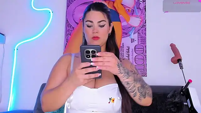 cmila0713 online show from April 2026 12:28:01 AM
