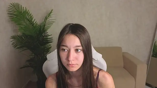 Nicole Brownie online show from June 2026 12:47:01 AM