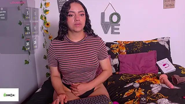 emiily curly online show from June 2026 12:20:02 PM