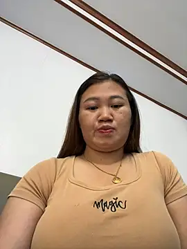 Snapshot of Puka2001 chatting on March 2026 03:10:01 AM Puka2001 online show from March 2026 03:10:01 AM