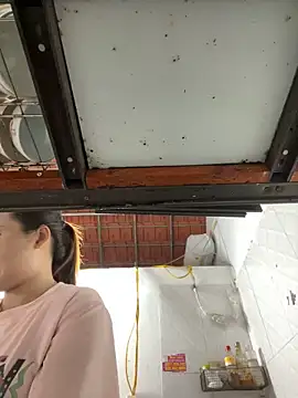 Snapshot of Puka2001 chatting on March 2026 02:47:02 AM Puka2001 online show from March 2026 02:47:02 AM