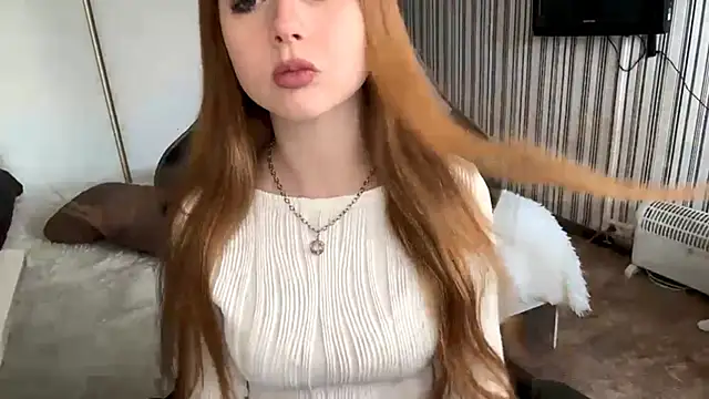 EmilyBubble online show from February 2026 08:18:01 AM