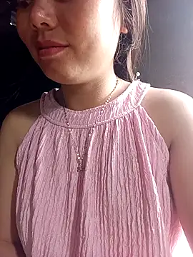 Rose-222 online show from May 2026 11:57:01 PM