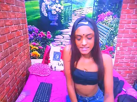 IndianPretty14u2Luv online show from June 2026 05:09:02 AM
