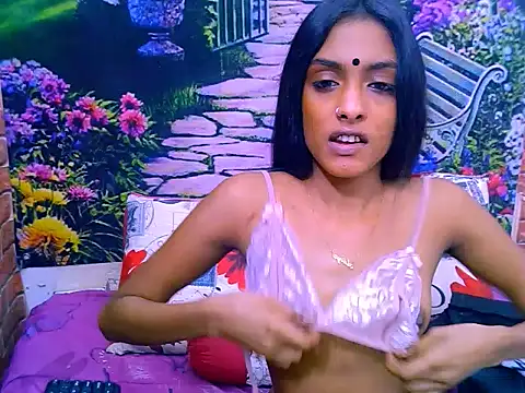 IndianPretty14u2Luv online show from June 2026 05:12:01 AM