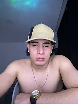 Maximuz1920 online show from July 2026 09:03:02 AM