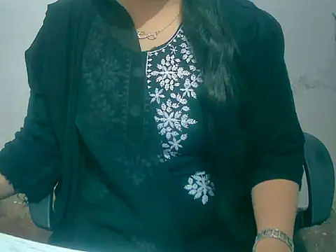 Cute Aliyaa online show from March 2026 08:20:02 AM