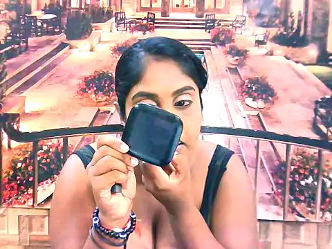 Snapshot of IndianDiva27 chatting on March 2026 05:35:01 AM IndianDiva27 online show from March 2026 05:35:01 AM