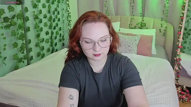 LionQuinn online show from February 2026 12:59:01 AM