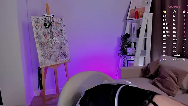 Snapshot of EdraFels chatting on February 2026 09:11:02 PM EdraFels online show from February 2026 09:11:02 PM