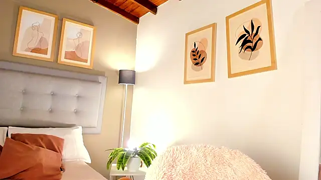 SalomeStorm  online show from March 2026 02:55:01 PM