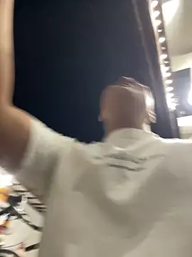 andresmahecha777 online show from February 2026 12:07:01 AM