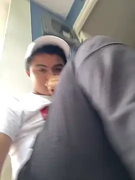 andresmahecha777 online show from March 2026 09:40:02 PM