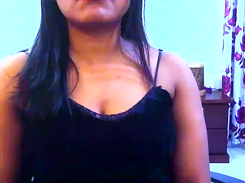 Snapshot of Kitkat_00 chatting on February 2026 11:41:01 PM Kitkat 00 online show from February 2026 11:41:01 PM